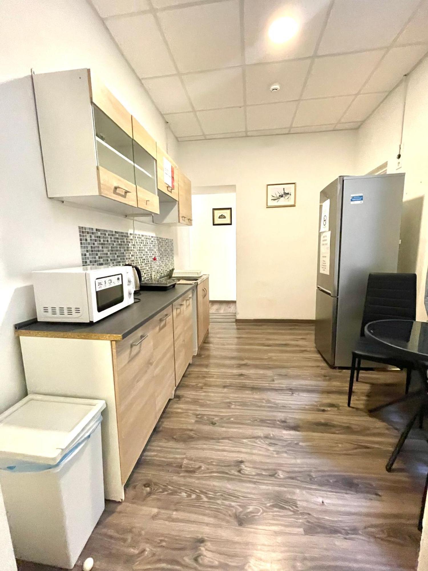 Aradi Rooms With Private Bathroom In The City Centre Budapest Extérieur photo