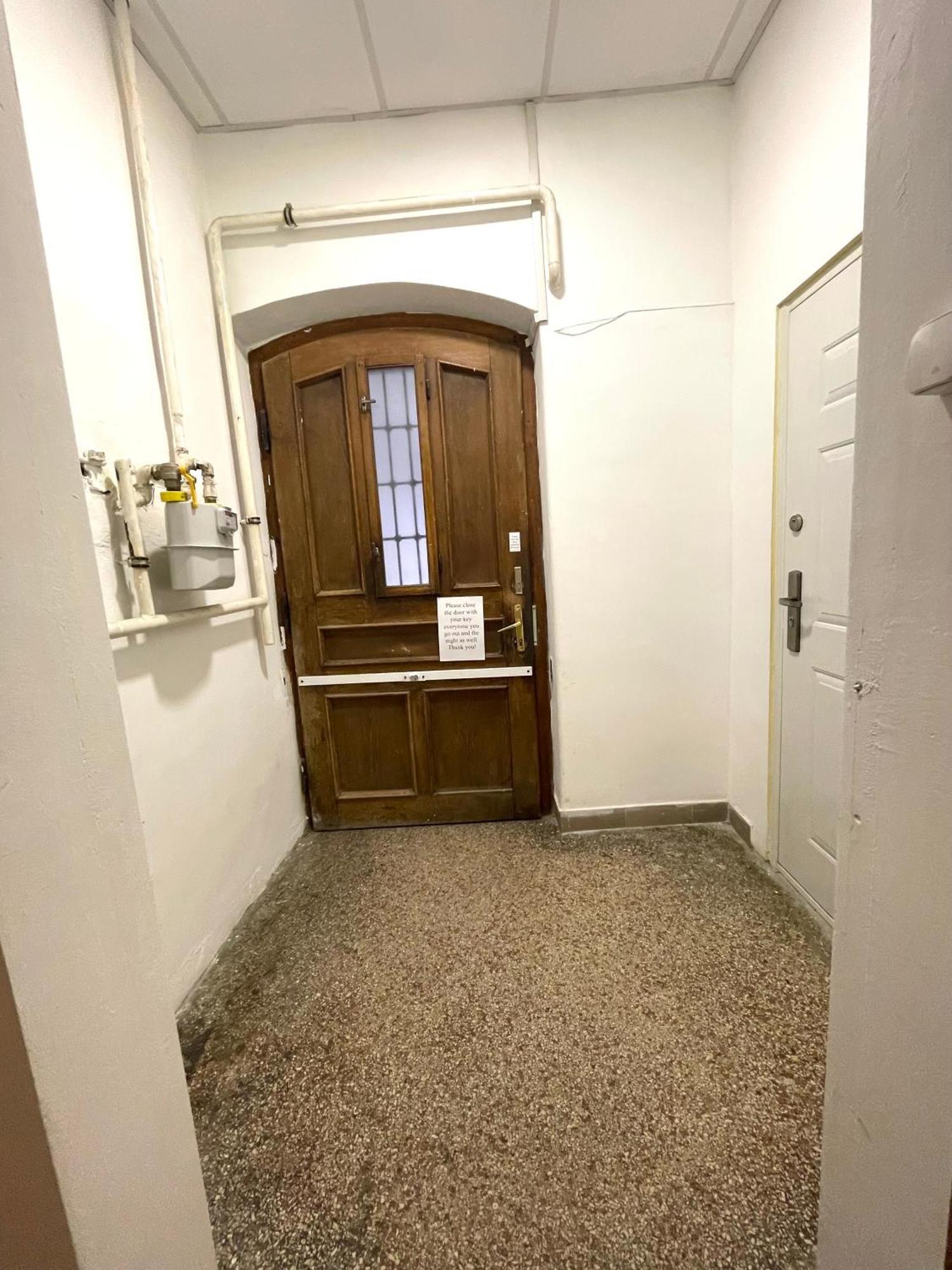 Aradi Rooms With Private Bathroom In The City Centre Budapest Extérieur photo